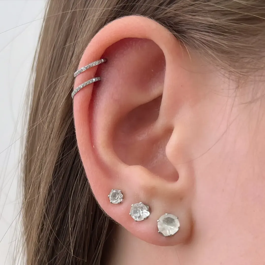 Piercing – ukázka práce Veroo Piercing, Frýdek-Místek