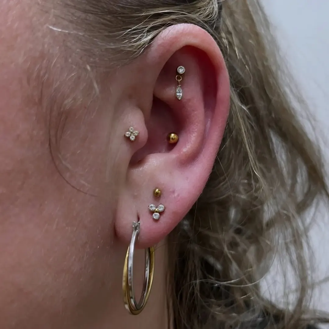 Piercing – ukázka práce Veroo Piercing, Frýdek-Místek