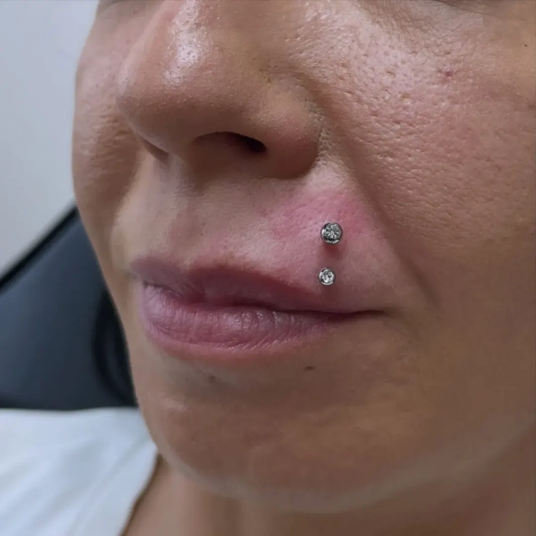 Piercing – ukázka práce Veroo Piercing, Frýdek-Místek