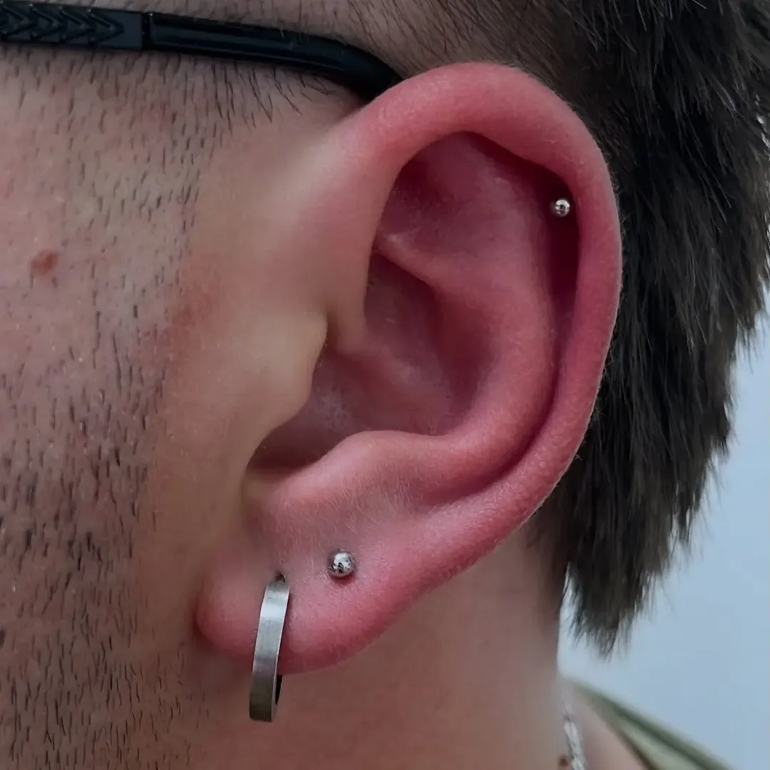 Piercing – ukázka práce Veroo Piercing, Frýdek-Místek