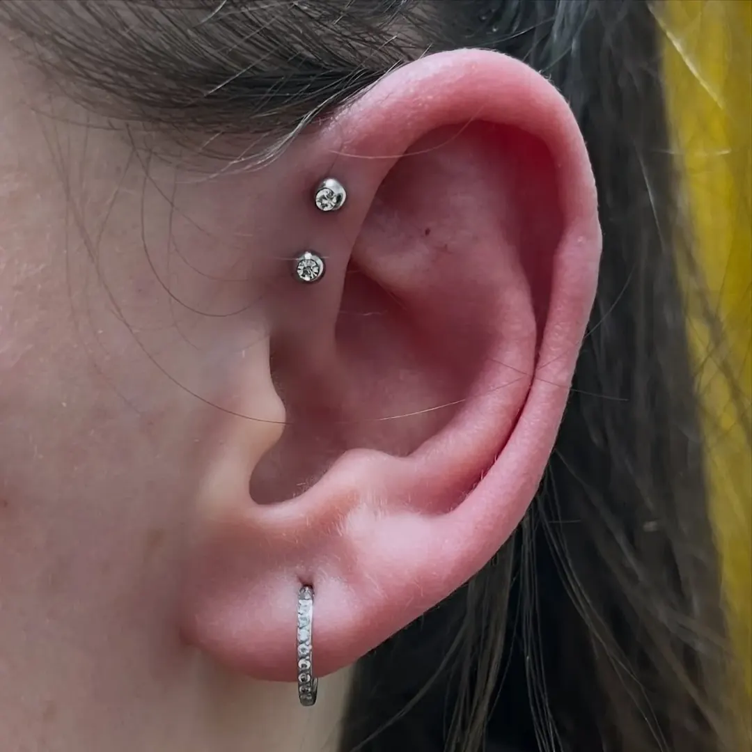 Piercing – ukázka práce Veroo Piercing, Frýdek-Místek