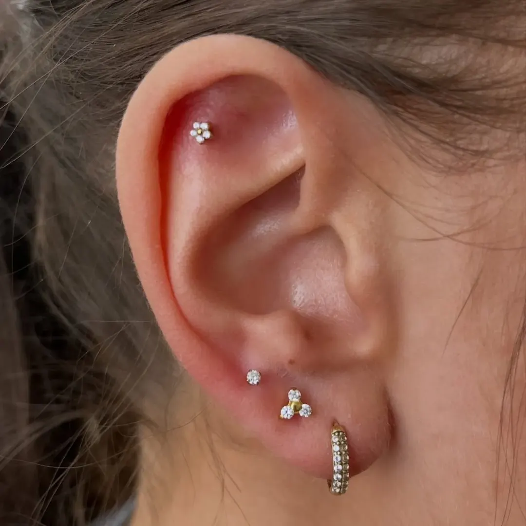 Piercing – ukázka práce Veroo Piercing, Frýdek-Místek