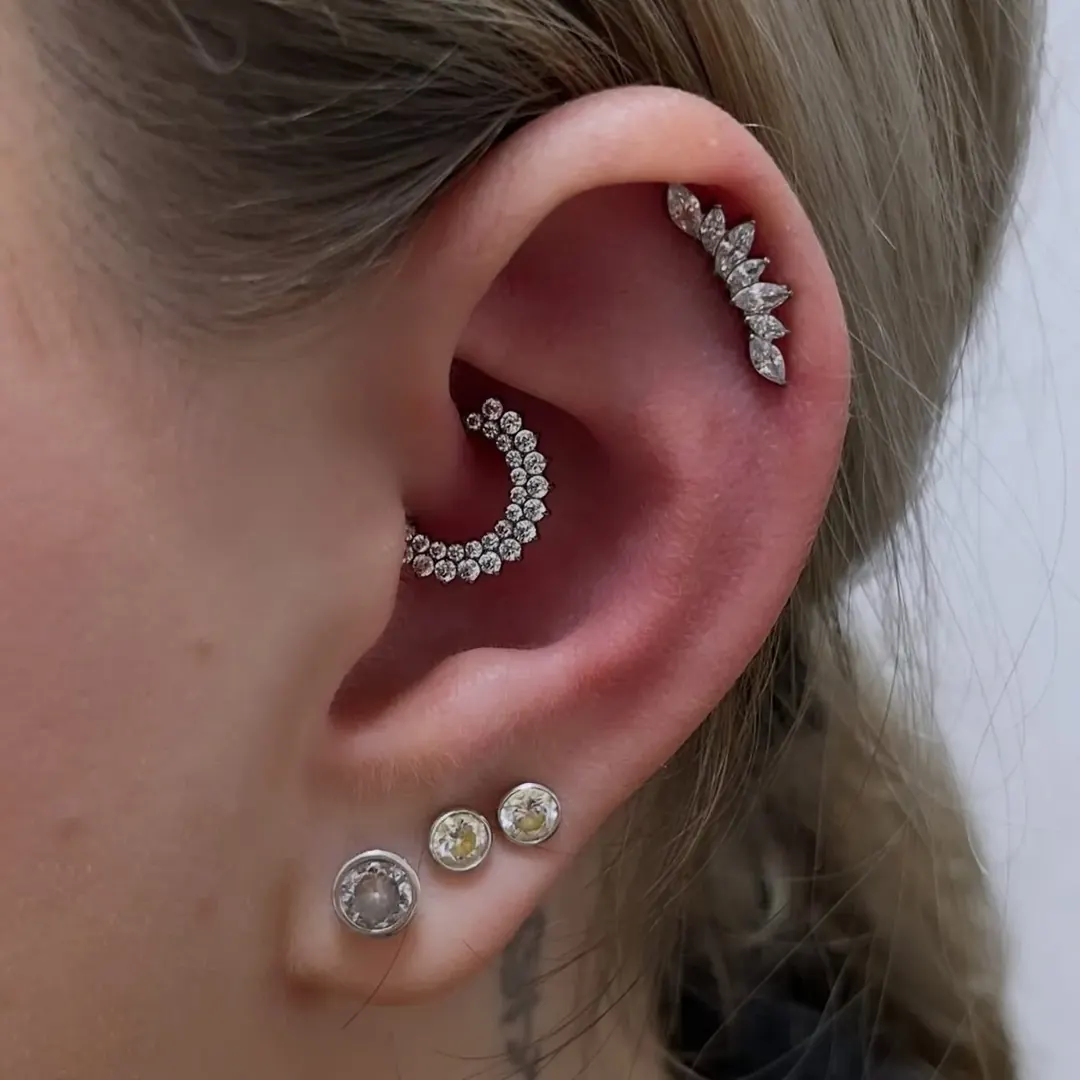 Piercing – ukázka práce Veroo Piercing, Frýdek-Místek