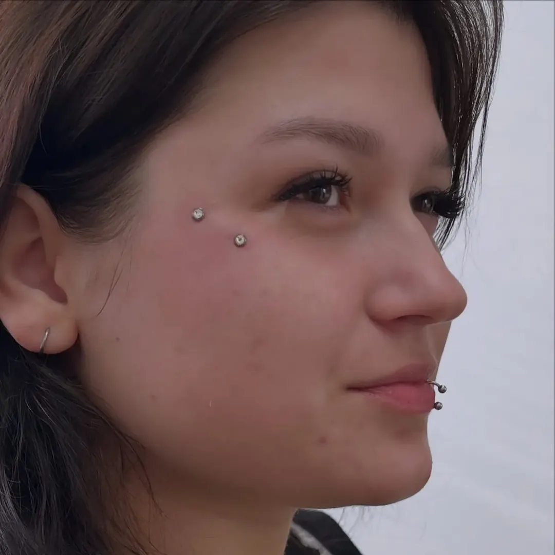 Piercing – ukázka práce Veroo Piercing, Frýdek-Místek