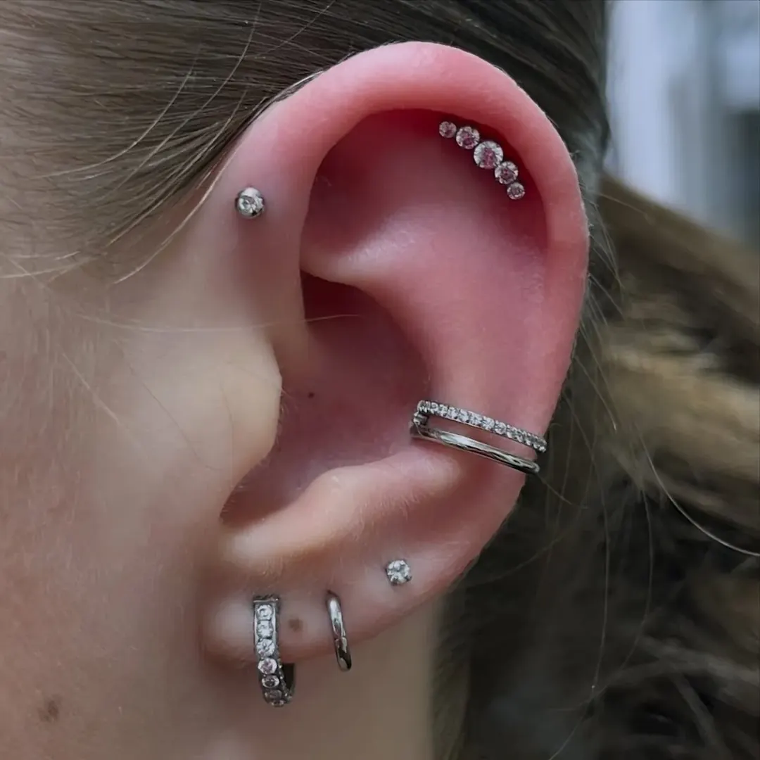Piercing – ukázka práce Veroo Piercing, Frýdek-Místek