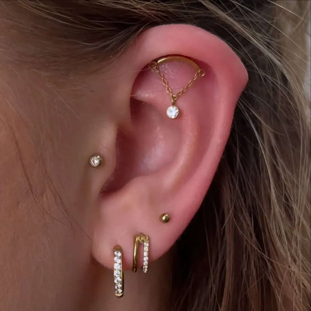 Piercing – ukázka práce Veroo Piercing, Frýdek-Místek