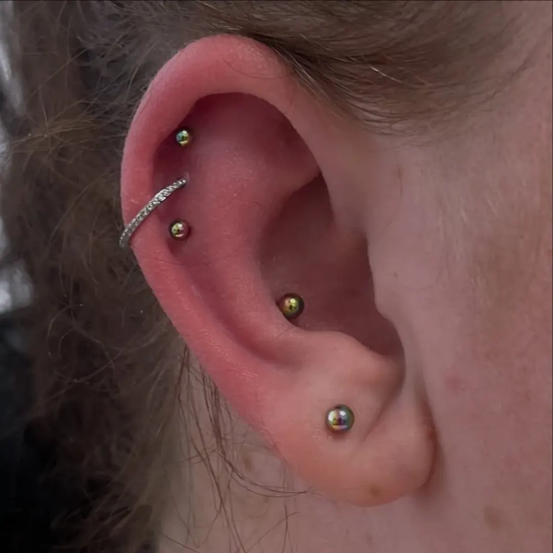 Piercing – ukázka práce Veroo Piercing, Frýdek-Místek